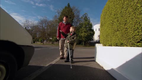 Blind Boy Uses Echolocation | Extraordinary Animals | BBC Earth