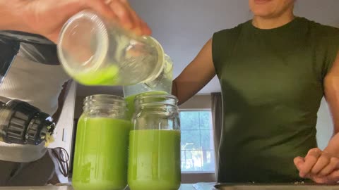 GREEN JUICE RECIPE TO HEAL EVERYTHING!