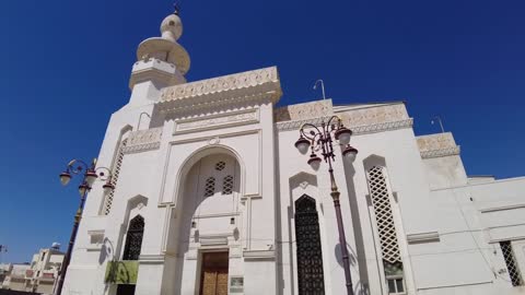 مسجد جميل جدا A very beautiful mosque