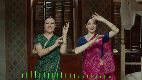 pretty girls trying to Dance in Bollywood song