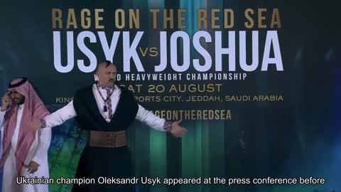 Ukrainian champion Oleksandr Usyk appeared at the press conference before the fight in the image of