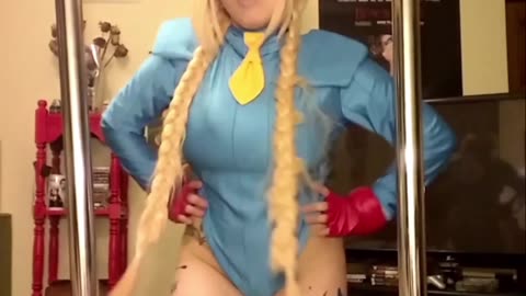 Cammy Cosplay Sexy Dance 1