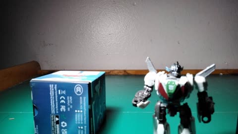 Wheeljack versus monkey