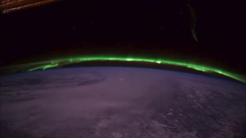 ISS Expedition 42 Time Lapse Video of Earth and Aurora