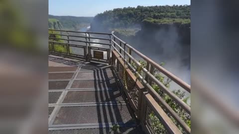 Worlds Biggest Waterfall Dries Out In Drought