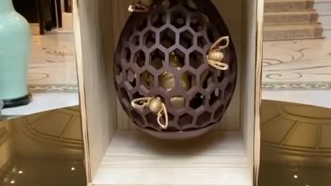 chocolate beehive