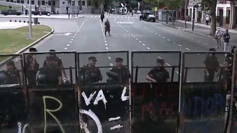 Protests against $45 billion IMF debt deal in Argentina