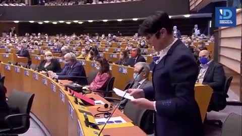 AfD Member Christine Anderson just Smacked Down Justin Trudeau with Authority at EU Meeting