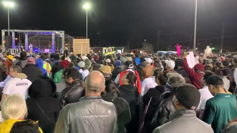 Video footage from Beto O'Rourke's anemic rally