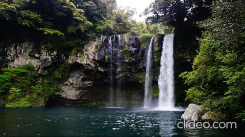 Cascada Sonido Natural para Relajarse y Dormir Bien