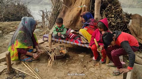Poor People Life In India || Uttar Pradesh Rural Life || Real Life India || Farmer Village Life