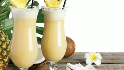 Escape to the Moroccan Oasis: How to Make a Refreshing Coconut Cooler
