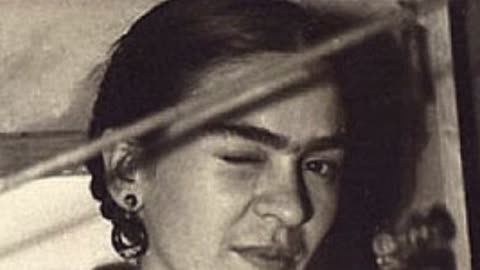 Frida Khalo Transvestigation