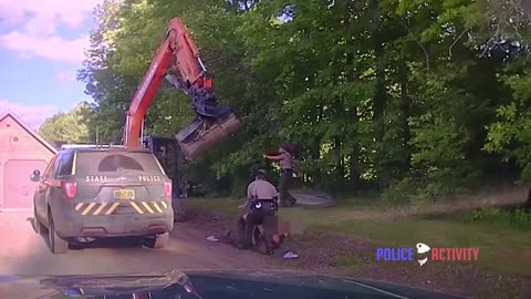 Man Tries to Stop Son’s Arrest With Excavator