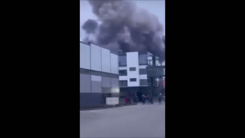 UKRAINE AIRPORT BOMBED LIVE FOOTAGE, RUSSIA INVASION!