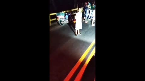 Accidente de motociclista en la vía a la costa