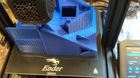 3D printing a birdhouse