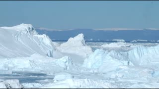Amazing Iceberg Breaking