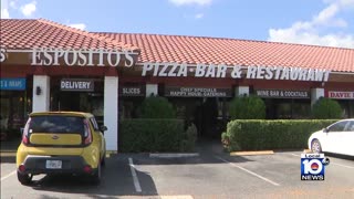 WPLG Local 10 - Restauranteur lashes out after inspector finds roaches