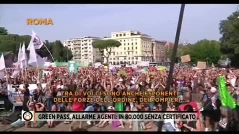 Fuori dal coro - più di 80.000 agenti dell'arma no green pass