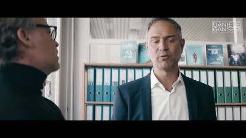 Dr. Daniele Ganser - The Peace Researcher/Der Friedensforscher - ein Film von Markus Langemann