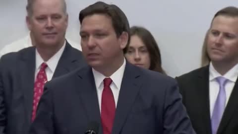 Gov. DeSantis: Legal Action Against Twitter for Rejecting Elon Musk Takeover Is Coming