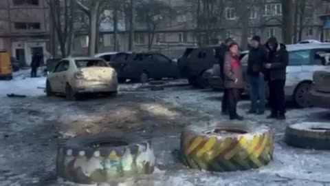 #WestRussiaWar in #Ukraine Donetsk: Kiev/NATO artillery shelled Tekstilshik market.