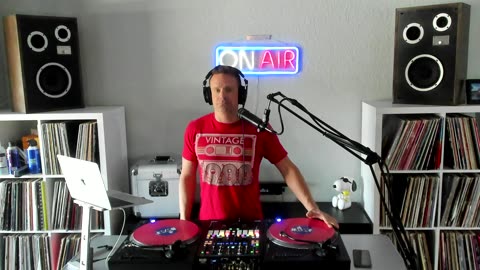 DJ Hoof's Party 10 Episode 2350