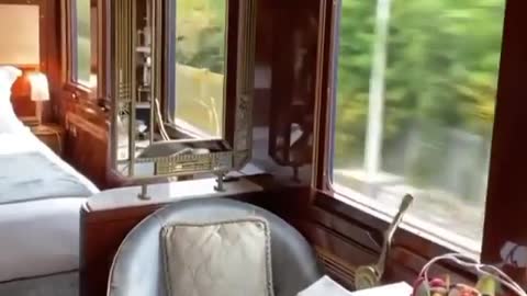 Venice Simplon-Orient-Express. 🚂 🎥 | Monadic