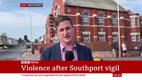 -UK police officers injured in Southport riot after three girls killed in knife attack _