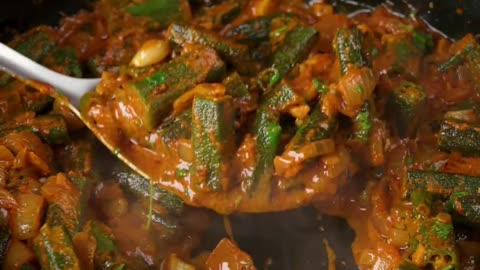 Dahi bhindi (curd Ladyfinger)