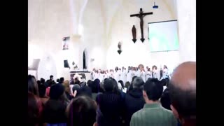 Campos do Jordão - Final de Missa na Matriz Santa Terezinha em 31 de maio de 2014