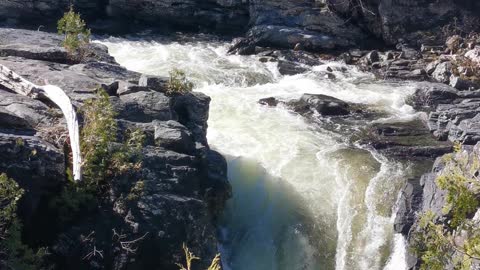 Chutes de Sainte anne ! Waterfall !! Gaspésie