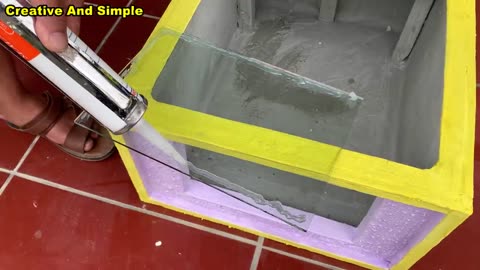 Use Foam Boxes To Create A Very Simple Fish Tank