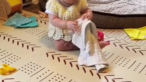 FUNNY CUTE BABY CONFUSING VIDEO 🤣😂😕🙆‍♀️