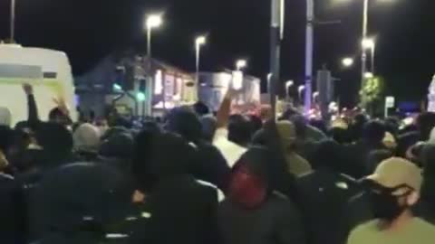 Ongoing situation in Leicester England as Muslims and Hindus battle it out on the streets