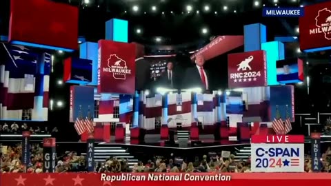 Trump enters RNC Convention