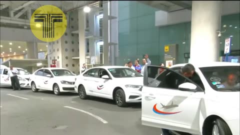 Los taxistas bloquean la Terminal 2 del Aeropuerto de Ciudad de México