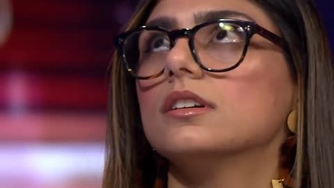 Mia Khalifa # interview: # Why do I wear hijab?