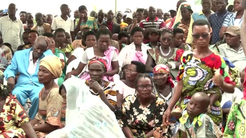 Victims of Burundi rebel attack buried in mass funeral