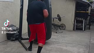 500Lb Punching Bag Workout Part 40. Full 3 Minute Round Of Boxing to Increase Cardio!