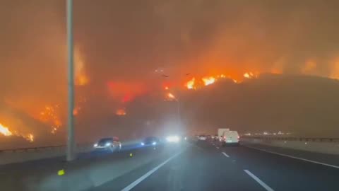 Gigantic forest fire in Pencahue of Talca province, Chile 🇨🇱