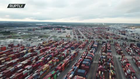 USA: Drone captures Savannah port clogged with 80K containers amid supply chain crisis - 28.10.2021