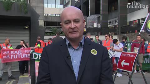 Mick Lynch rejects claims unions have too much power amid latest rail strike