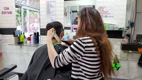 The most popular men's comprehensive care service: haircut, shave, ear wax, manicure