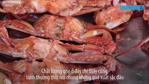 Bánh canh ghẹ 150.000 của bà chủ người Bến Tre