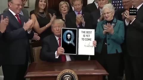 Trump Signaturing On THE BEST IS YET TO COME! 🔥😉🍿 (Photoshoped)