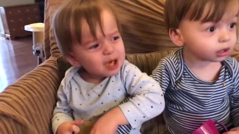 FUNNY TWINS BABY ARGUING OVER EVRYTHING Funny Babies and Pets