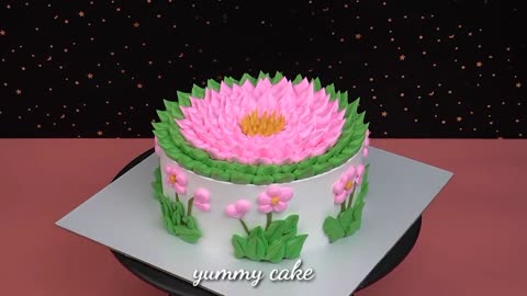 Simple cake decorating