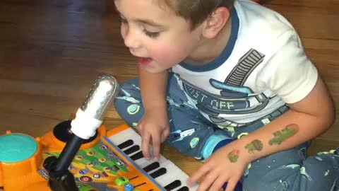 Three year old singing